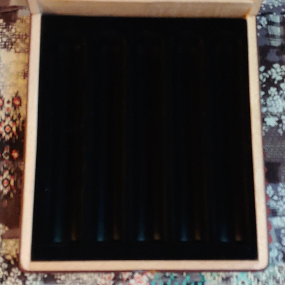 Cigar box - Picture 3 of 3